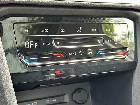New 2026 Volkswagen Taos SE AWD/4WD image 19