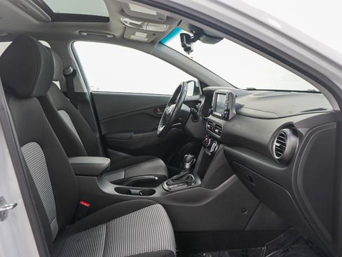 Used 2019 Hyundai Kona SEL w/ SEL Tech Package 02 image 12