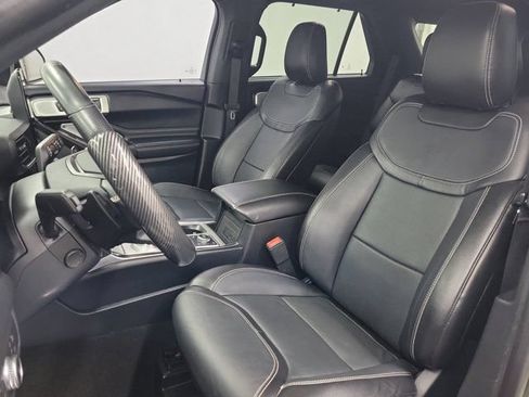 Used 2020 Ford Explorer ST w/ ST High-Performance Pack AWD/4WD image 22