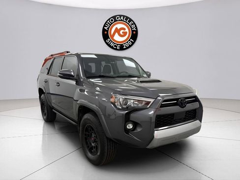 Used 2022 Toyota 4Runner TRD Off-Road Premium w/ Moonroof Package AWD/4WD image 1