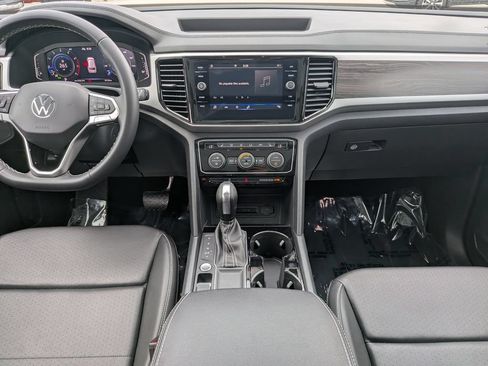 Certified 2023 Volkswagen Atlas SE w/ Panoramic Sunroof Package FWD image 15