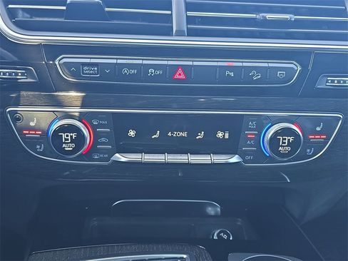 Used 2019 Audi Q7 3.0T Premium Plus w/ Premium Plus Package image 25