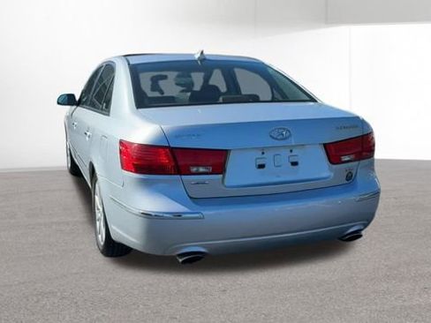 Used 2010 Hyundai Sonata Limited w/ Navigation Pkg 6 FWD image 8