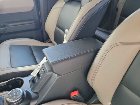 Used 2024 Ford Bronco Wildtrak image 20