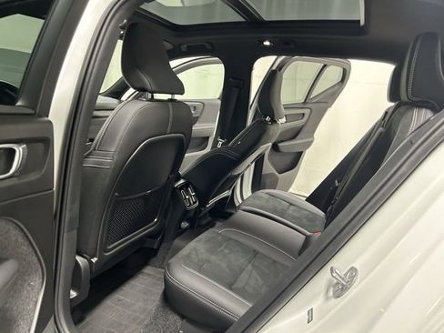 Certified 2024 Volvo XC40 Recharge Ultimate w/ Protection Package Premier image 14