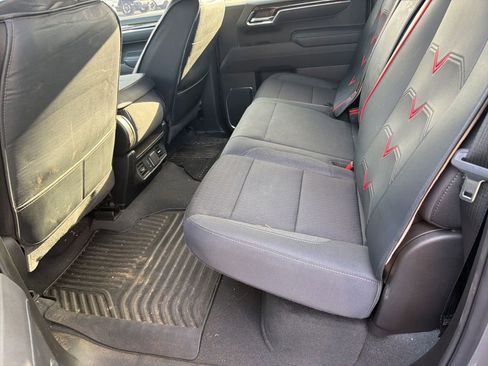 Used 2025 GMC Sierra 1500 Elevation AWD/4WD image 9