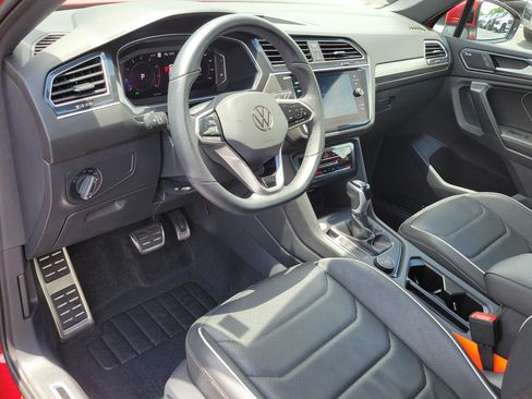Used 2024 Volkswagen Tiguan SEL R-Line AWD/4WD image 22