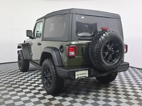 Used 2021 Jeep Wrangler Sport AWD/4WD image 4