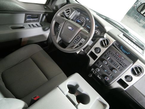 Used 2014 Ford F150 XLT image 9