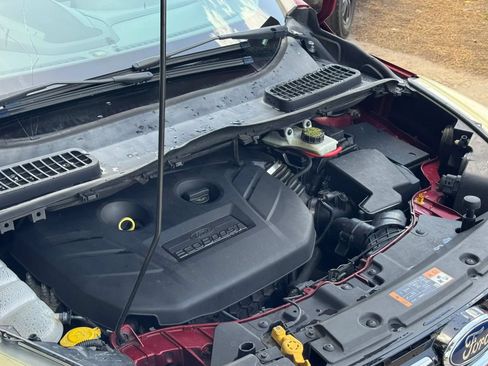 Used 2013 Ford Escape Titanium w/ Parking Technology Pkg FWD image 11