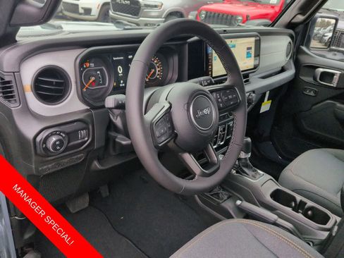 New 2026 Jeep Gladiator Sport AWD/4WD image 10