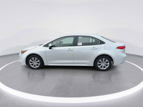 New 2026 Toyota Corolla LE image 5