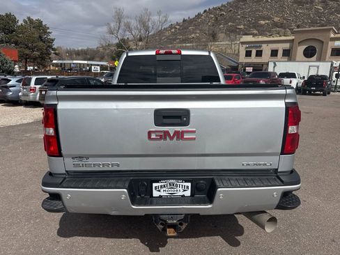 Used 2018 GMC Sierra 2500 Denali w/ Duramax Plus Package image 6