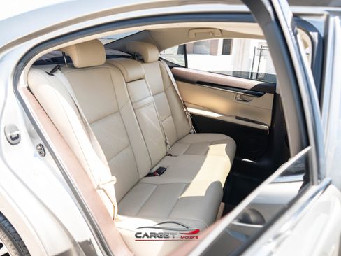 Used 2016 Lexus ES 350 w/ Accessory Package image 14