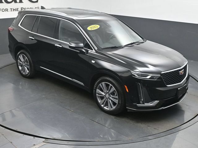 Used 2025 Cadillac XT6 Premium Luxury AWD/4WD image 55