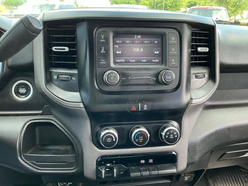 Used 2021 RAM 2500 Tradesman w/ Chrome Appearance Group AWD/4WD image 26