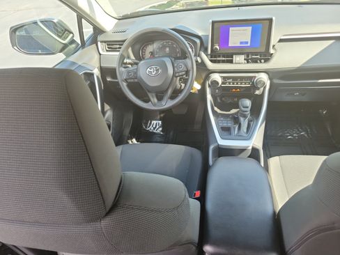 Certified 2025 Toyota RAV4 LE AWD/4WD image 16
