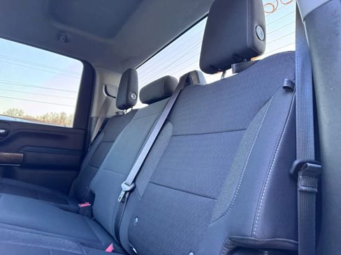 Used 2022 GMC Sierra 2500 SLE w/ SLE Convenience Package image 26