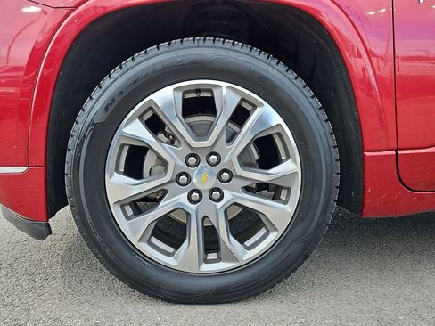 Used 2019 Chevrolet Traverse Premier w/ LPO, Floor Liner Package image 11