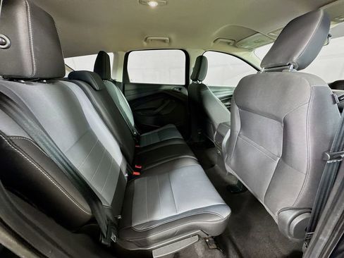 Used 2018 Ford Escape S image 30
