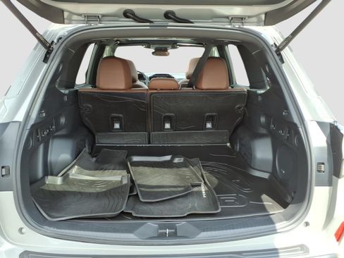 Used 2025 Subaru Forester Touring AWD/4WD image 16