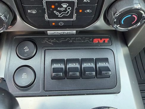 Used 2013 Ford F150 Raptor w/ Plus Pkg AWD/4WD image 25
