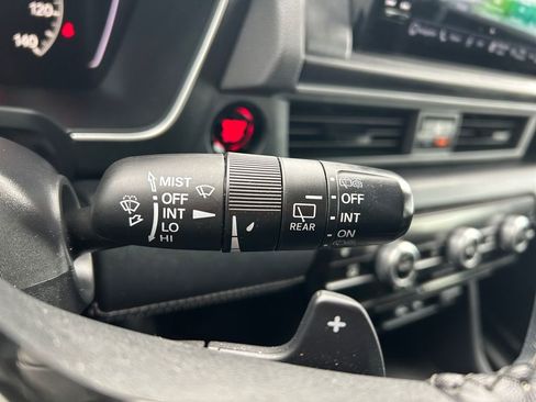 Used 2023 Honda Pilot Touring image 23