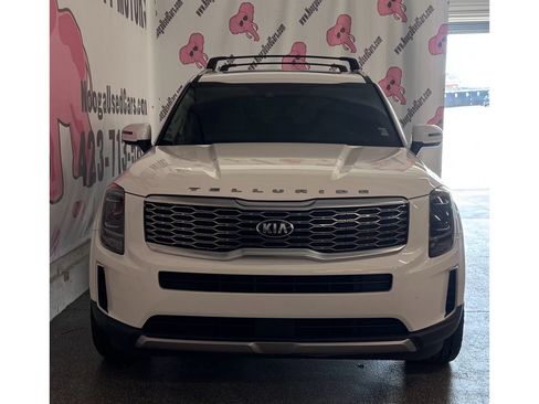 Used 2020 Kia Telluride S w/ S 8 Passenger Seating Package FWD image 5