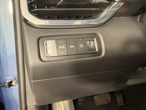 Used 2026 GMC Acadia Denali w/ Super Cruise Package AWD/4WD image 24
