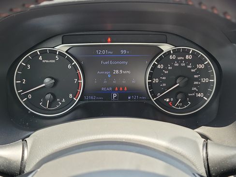 Certified 2025 Nissan Altima 2.5 SR w/ SR Premium Package FWD image 25