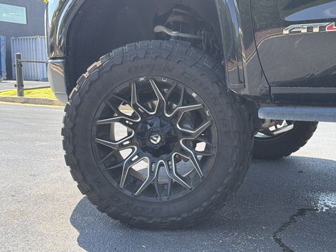 Used 2022 GMC Sierra 1500 AT4 w/ AT4 Premium Package AWD/4WD image 15