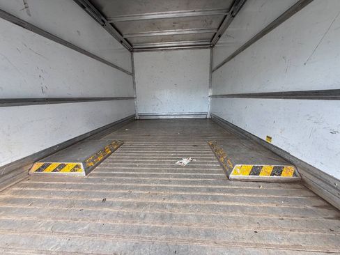 Used 2019 Ford Transit 350 156 DRW RWD image 6