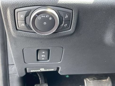 Certified 2019 Ford F350 Lariat AWD/4WD image 15