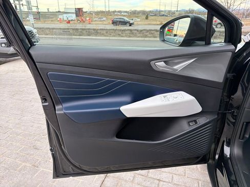 Certified 2023 Volkswagen ID.4 Pro S Plus image 12