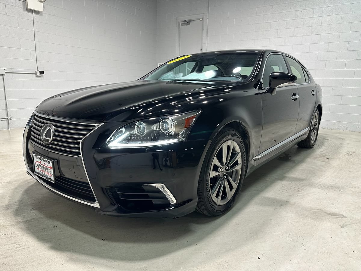 Used 2014 Lexus LS 460 AWD w/ Comfort Package image 19