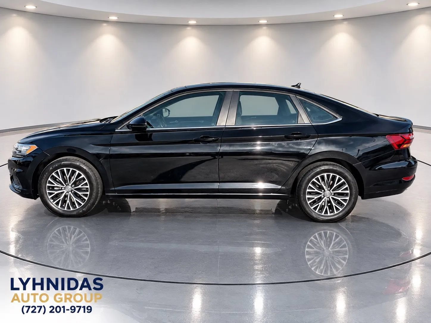 Used 2019 Volkswagen Jetta SE FWD image 4