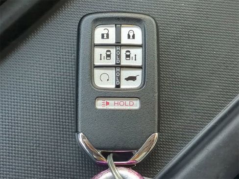 Used 2023 Honda Odyssey Touring image 29