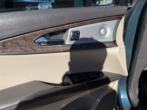 Used 2016 Lincoln MKX Reserve w/ Luxury Package image 18