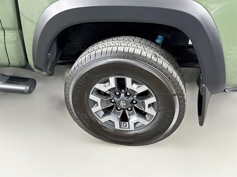 Used 2021 Toyota Tacoma TRD Off-Road image 22