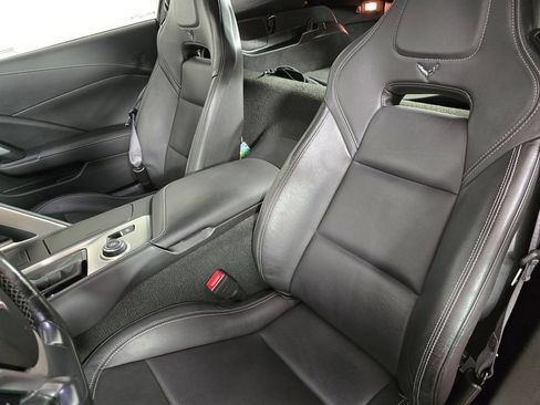 Used 2018 Chevrolet Corvette Grand Sport RWD image 19