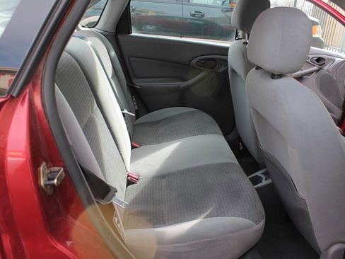 Used 2003 Ford Focus SE image 29
