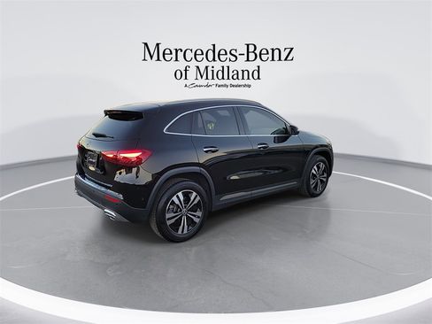 Used 2024 Mercedes-Benz GLA 250 image 8