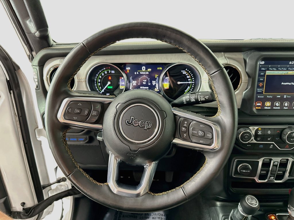 Used 2023 Jeep Wrangler Unlimited Sahara AWD/4WD image 12