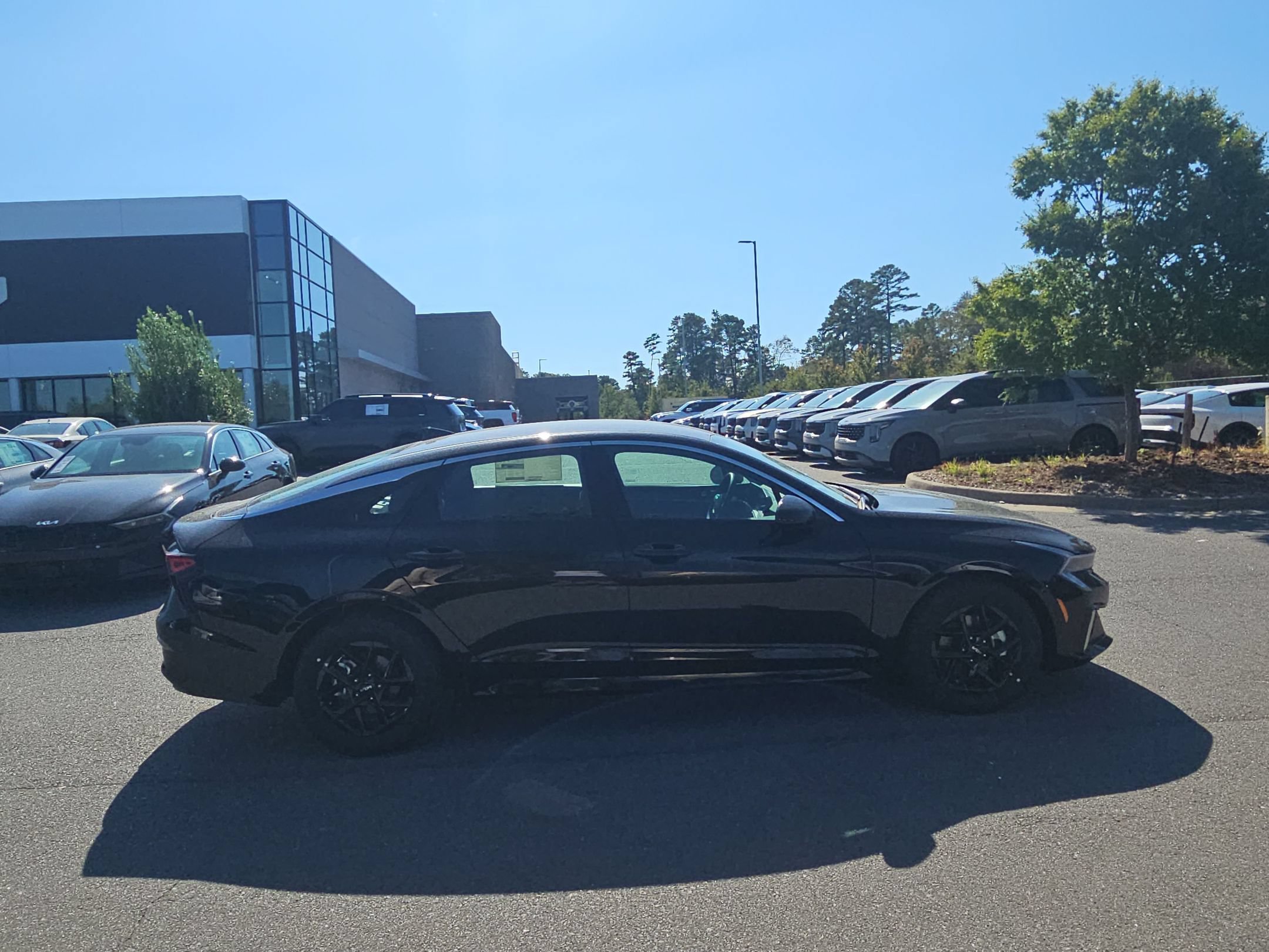 New 2026 Kia K5 LXS FWD image 8