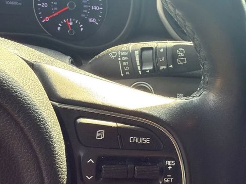 Used 2017 Kia Sportage EX FWD image 16