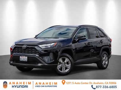 Used 2022 Toyota RAV4 XLE w/ Carpet Mat Package (TMS)