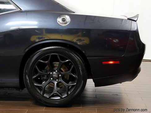 Used 2019 Dodge Challenger R/T RWD image 22