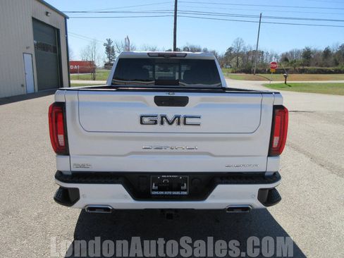 Used 2021 GMC Sierra 1500 Denali w/ Denali Ultimate Package AWD/4WD image 5