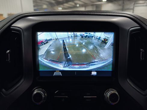 Used 2023 GMC Sierra 2500 SLE w/ SLE Value Package; image 11