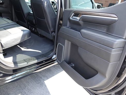 Used 2022 Chevrolet Silverado 1500 LT AWD/4WD image 26